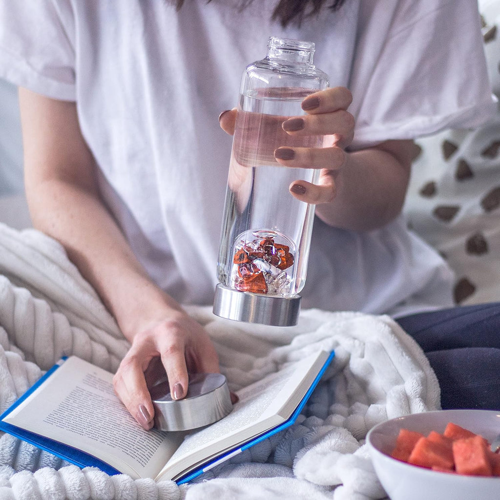 VitaJuwel ViA FITNESS | Crystal Water Bottle with Red Jasper, Magnesite & Clear Quartz -Willpower, Strength & Momentum